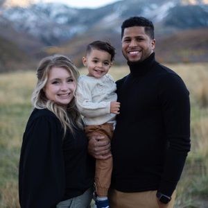 Meet your Posher, Elise